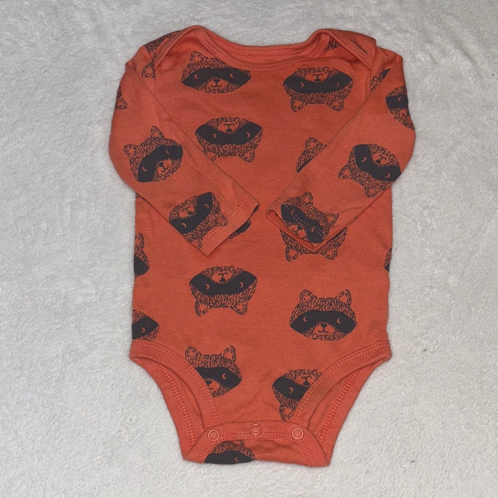 (3 for $10) carters Orange Raccoon Print Kids One Piece bodysuit 🦝